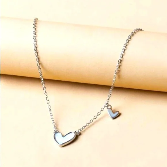 Ultra Dainty Delicate Valentine Enamel Hearts💕Necklace White & Silver - Picture 5 of 5